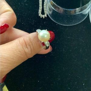 Platinum 900 Akoya Pearl with 0.15 Natural Diamond